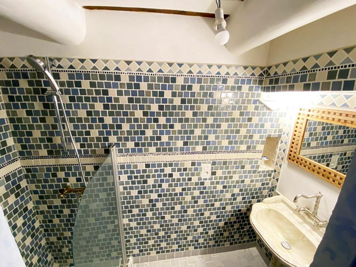 Maison D'Hotes, Superbe Et Spacieuse ,Dans Un Cadre Charmant Calme Et Verdoyant Перн-ле-Фонтен Екстер'єр фото
